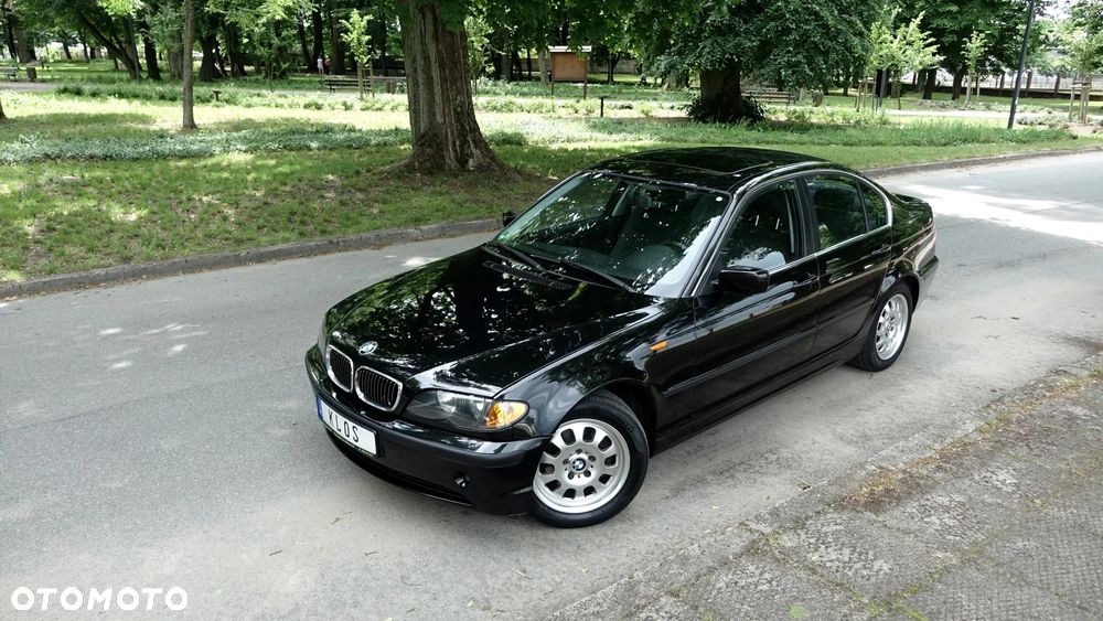 BMW Seria 3 320i - 1