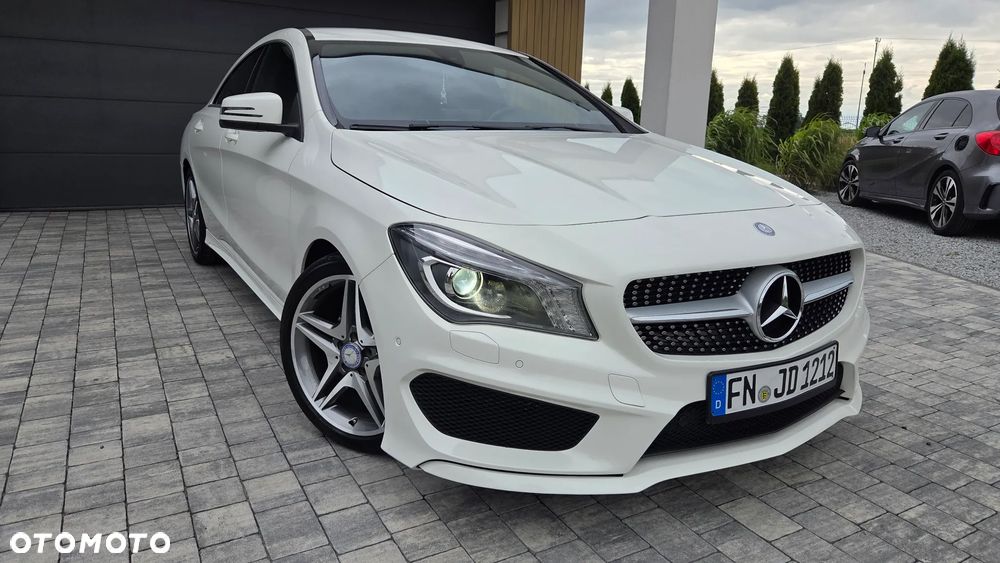 Mercedes-Benz CLA 180 7G-DCT AMG Line - 2