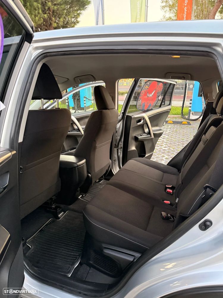 Toyota RAV4 2.5 HSD Comfort - 14