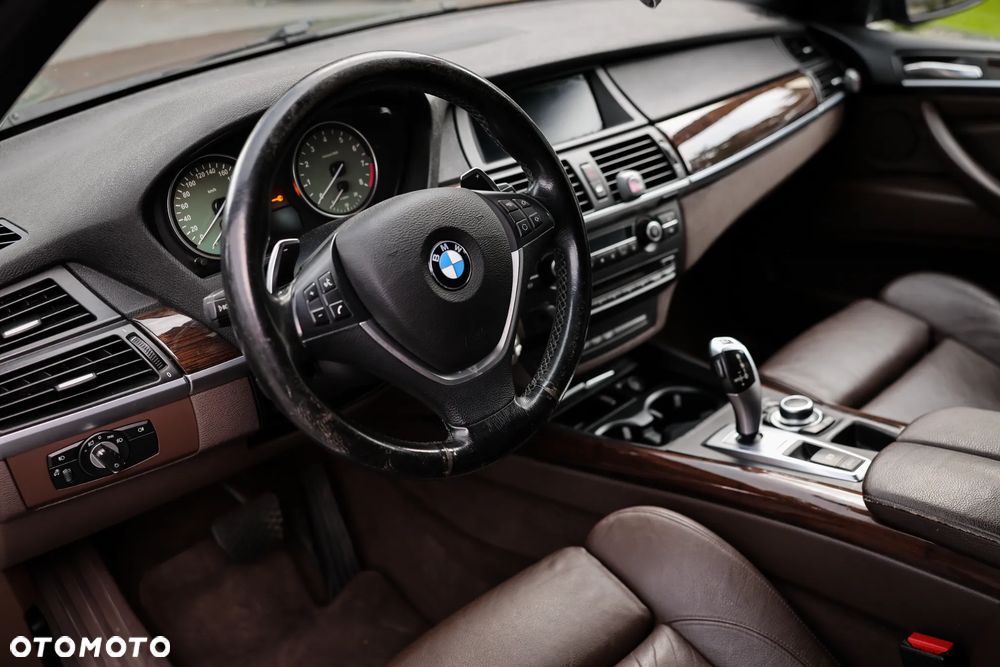 BMW X5 3.5i xDrive - 17