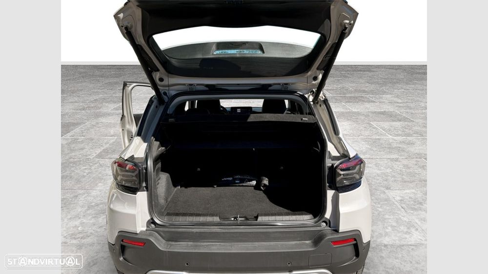 Jeep Avenger 1.2 GSE T3 Altitude - 22