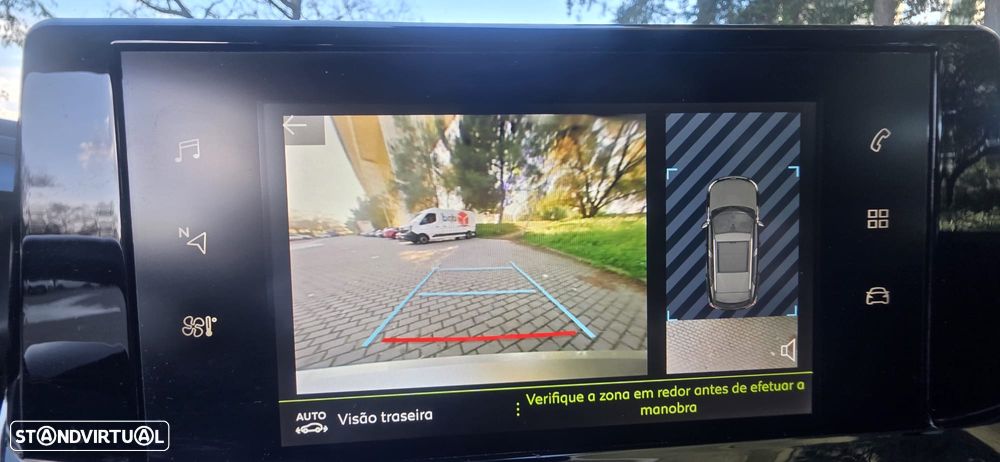 Peugeot 2008 1.5 BlueHDi Allure Pack - 20