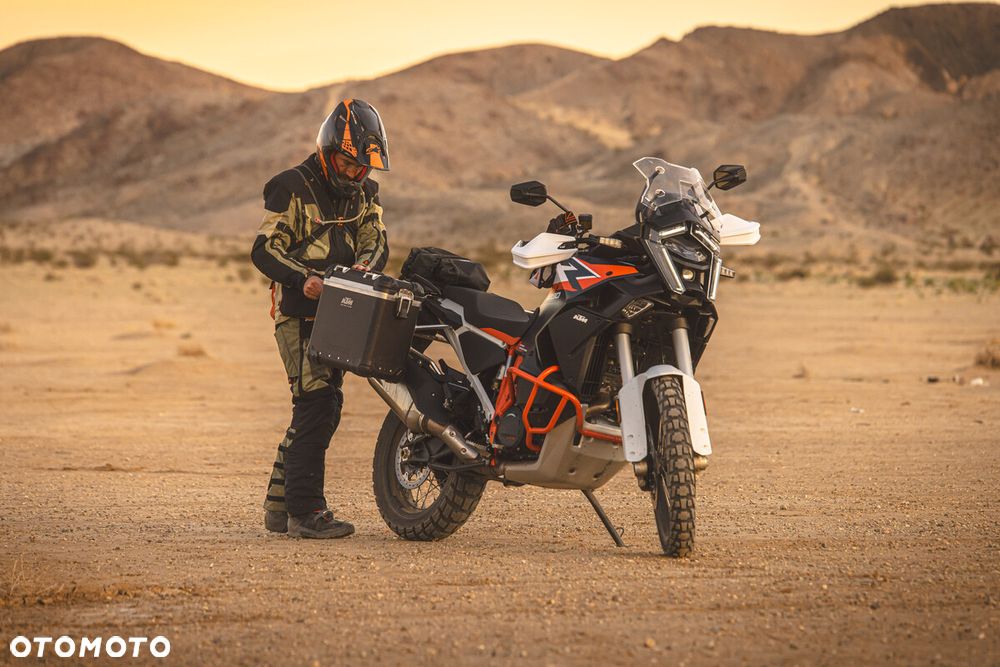 KTM Adventure - 12