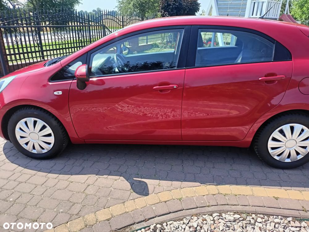 Kia Rio 1.2 Business Line - 6