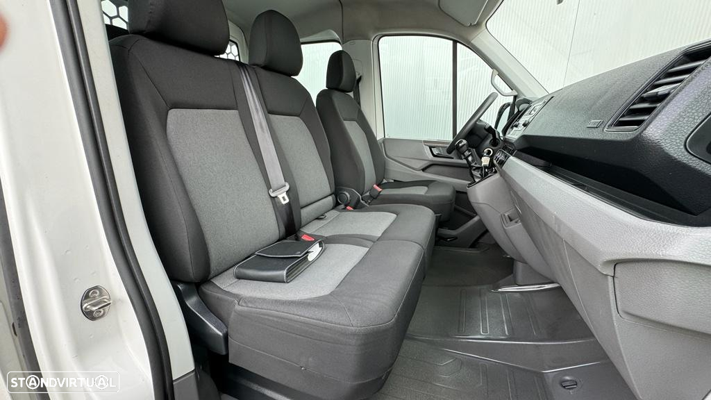 VW Crafter 2.0 TDI 177CV Rodado Duplo - 26