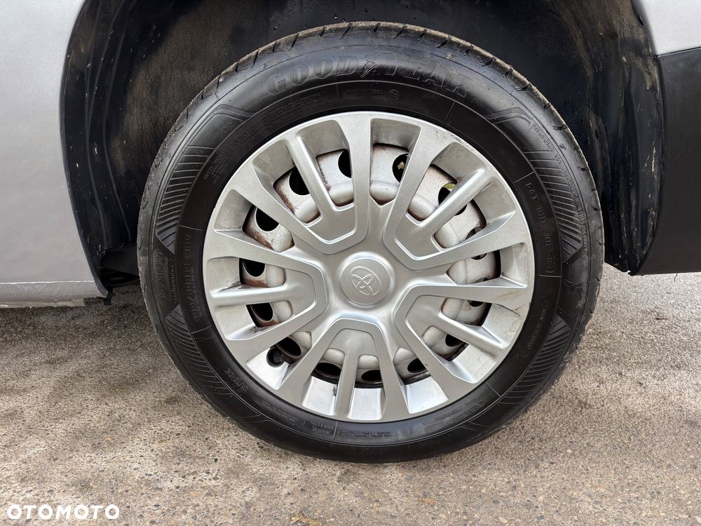 Toyota ProAce Kombi D-4D Medium 2,6t - 22