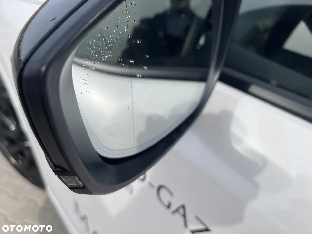 Mazda CX-60 - 12