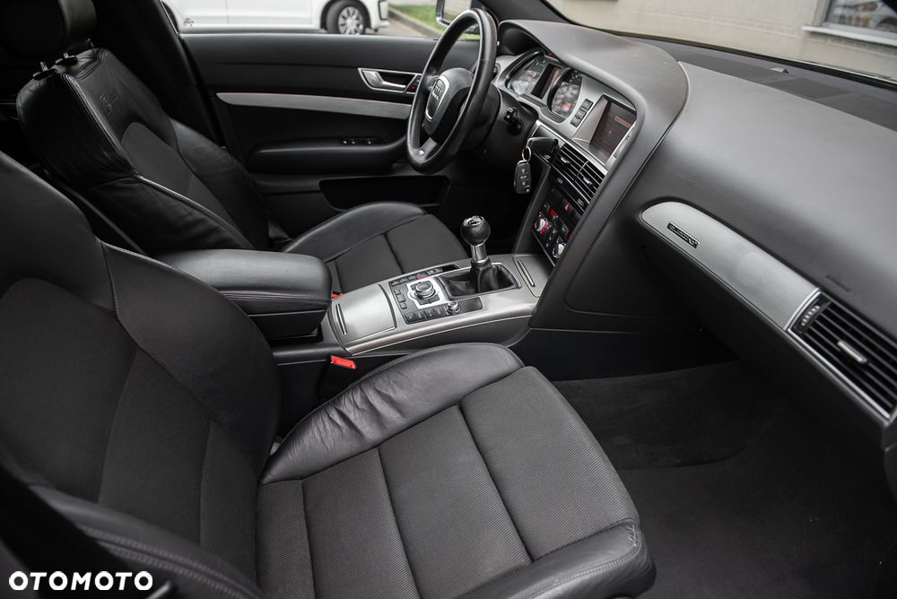 Audi A6 Avant 3.0 TDI DPF quattro - 32
