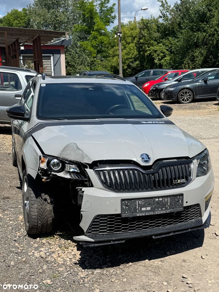 Skoda Octavia 2.0 TSI RS 230 - 13