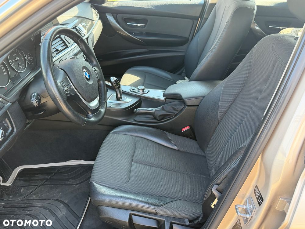 BMW Seria 3 316i Modern Line - 19