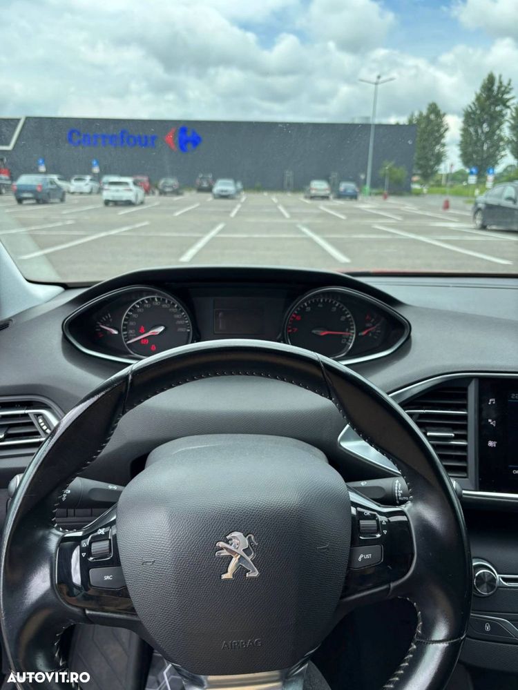 Peugeot 308 - 22