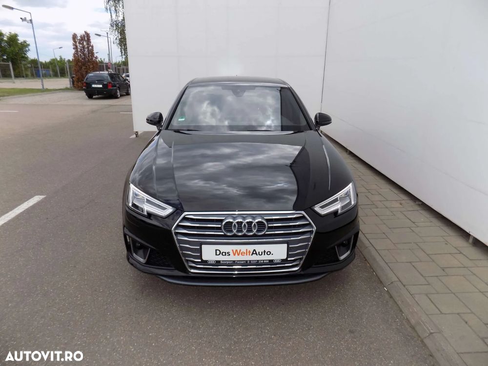 Audi A4 2.0 TDI S tronic Sport - 9