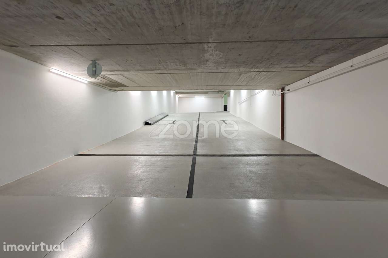 Lugares de Estacionamento à Venda no Centro de Lagos - Grande imagem: 3/31