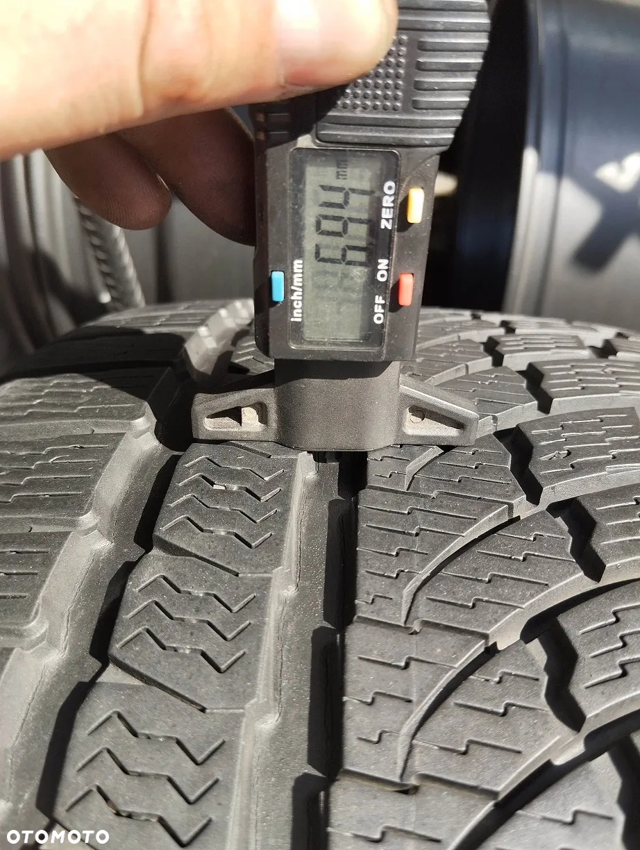 245 35 20 Nokian WRA4 Zimówki 2szt - 2