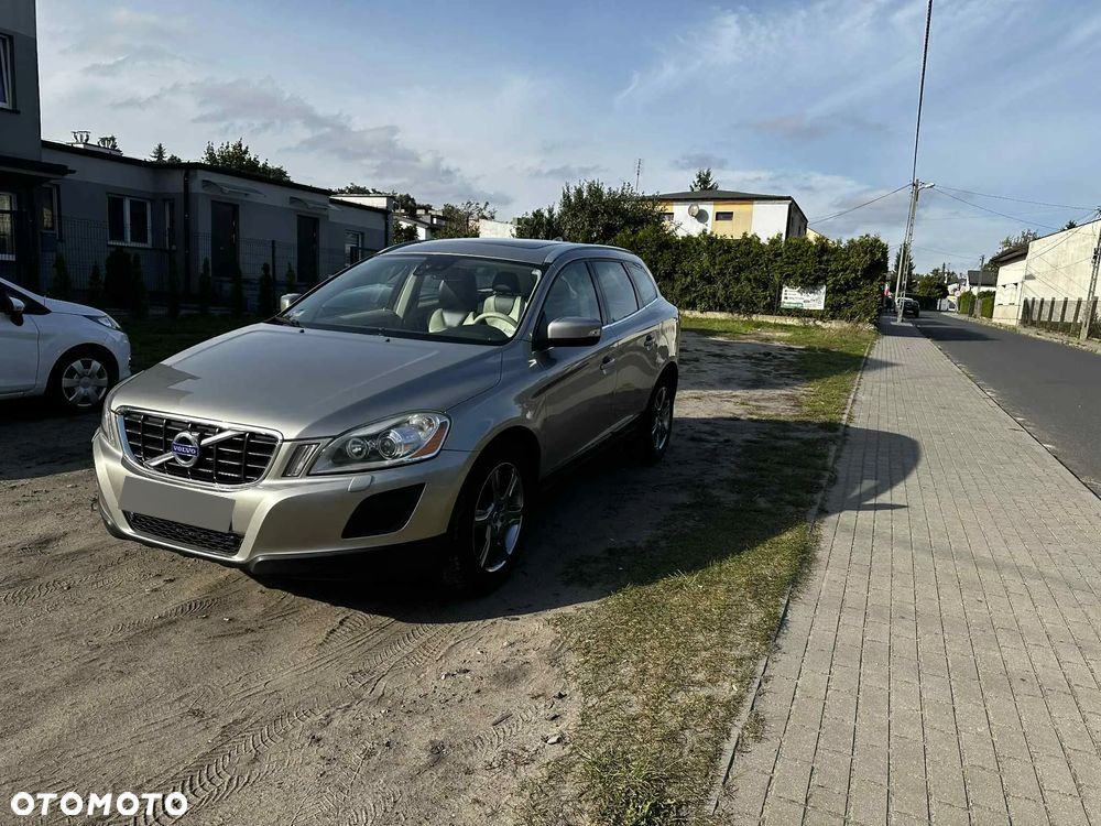 Volvo XC 60 - 2