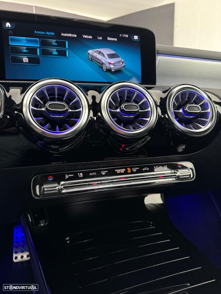 Mercedes-Benz A 250 e AMG Line - 24