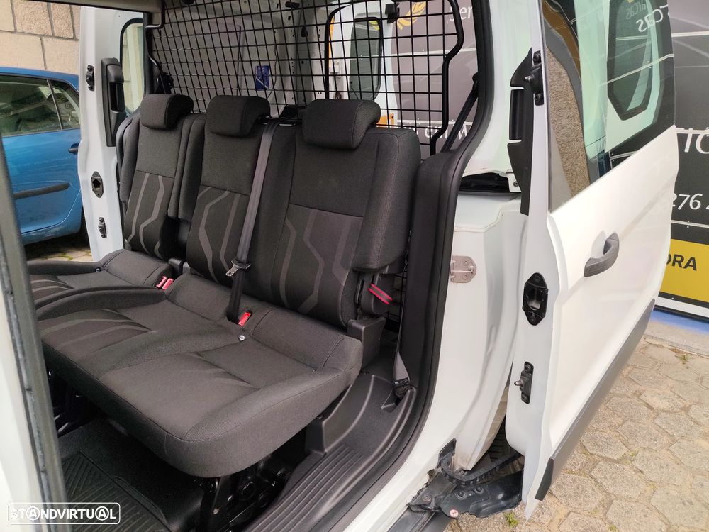 Ford Transit Connect - 18