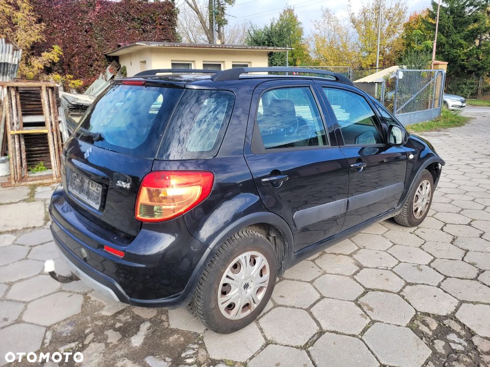 Suzuki SX4 1.6 Comfort Plus - 7