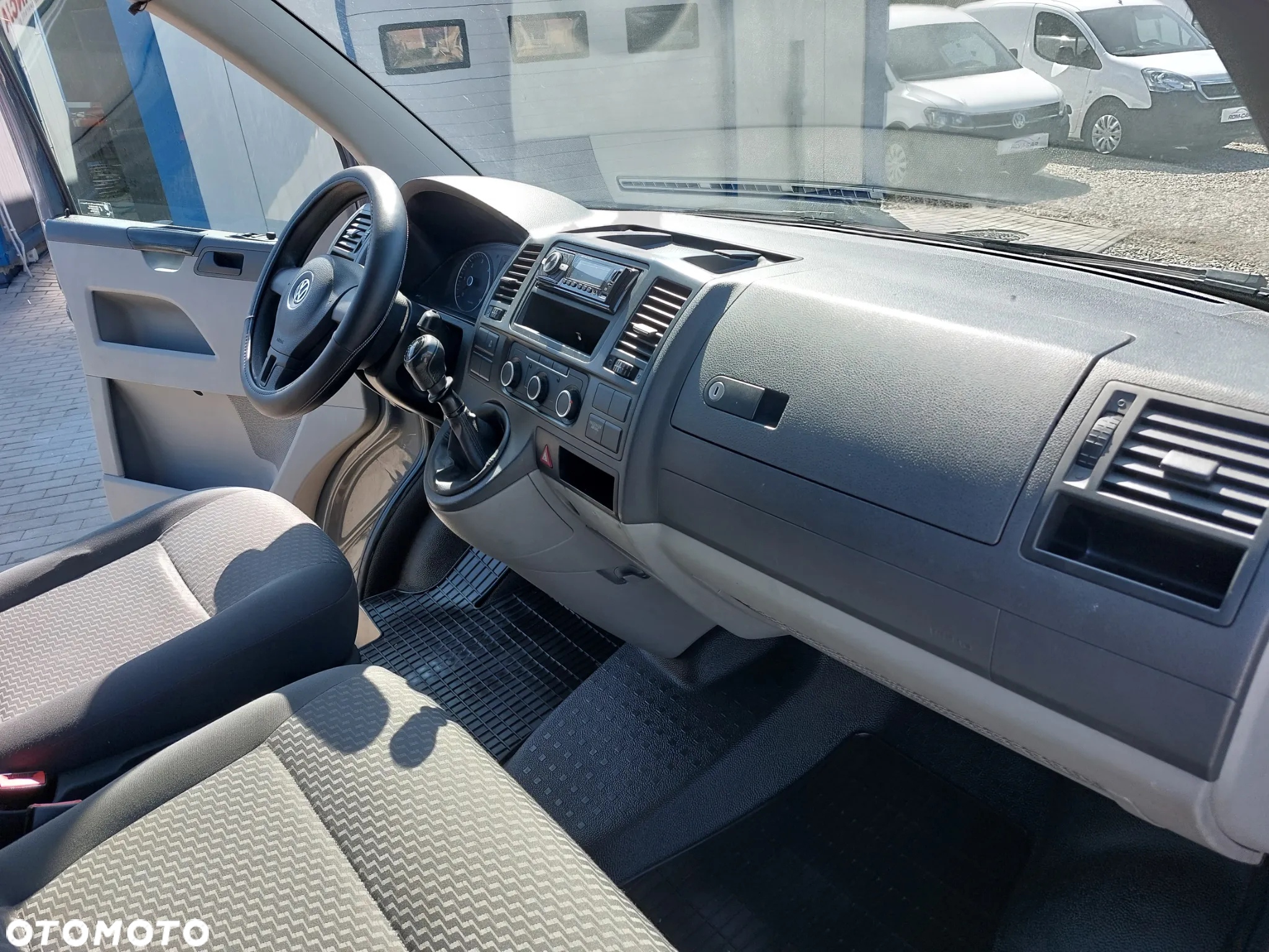 Volkswagen Transporter T5 TDI L2H1 - 25
