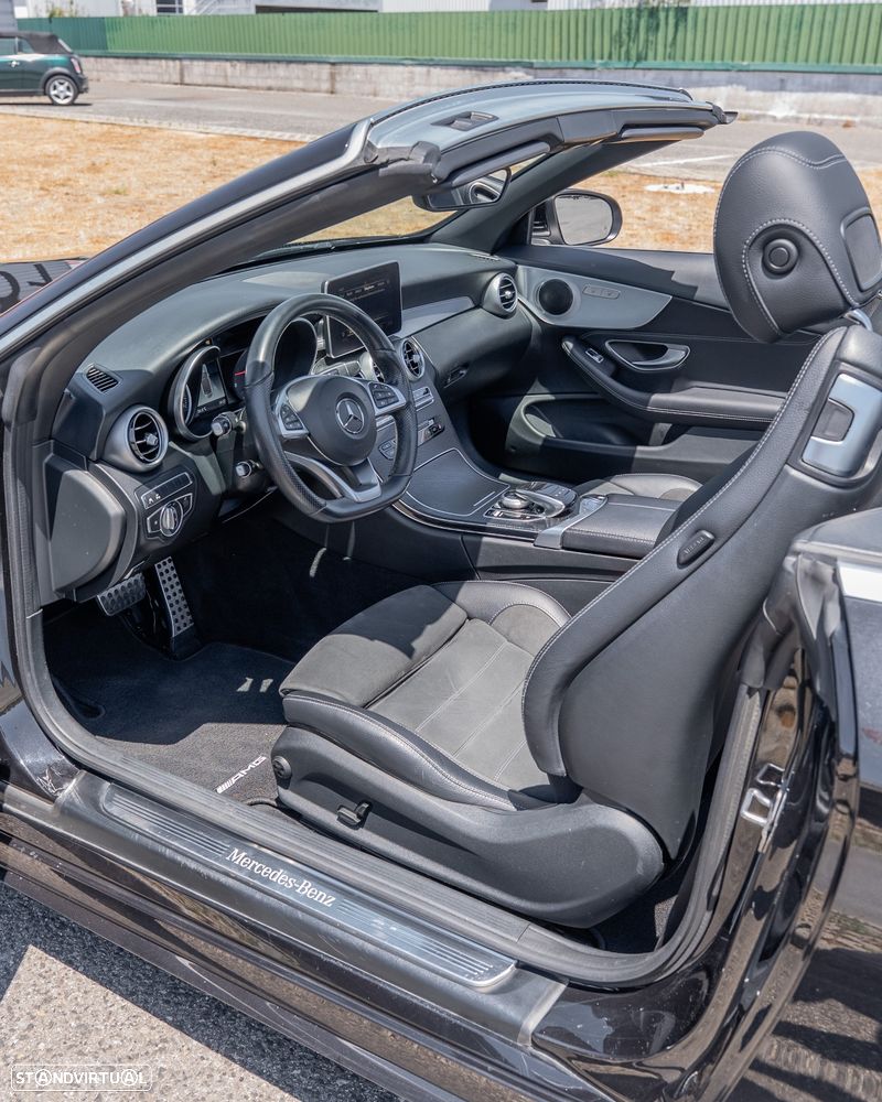 Mercedes-Benz C 220 d Coupe 4Matic 9G-TRONIC AMG Line - 13