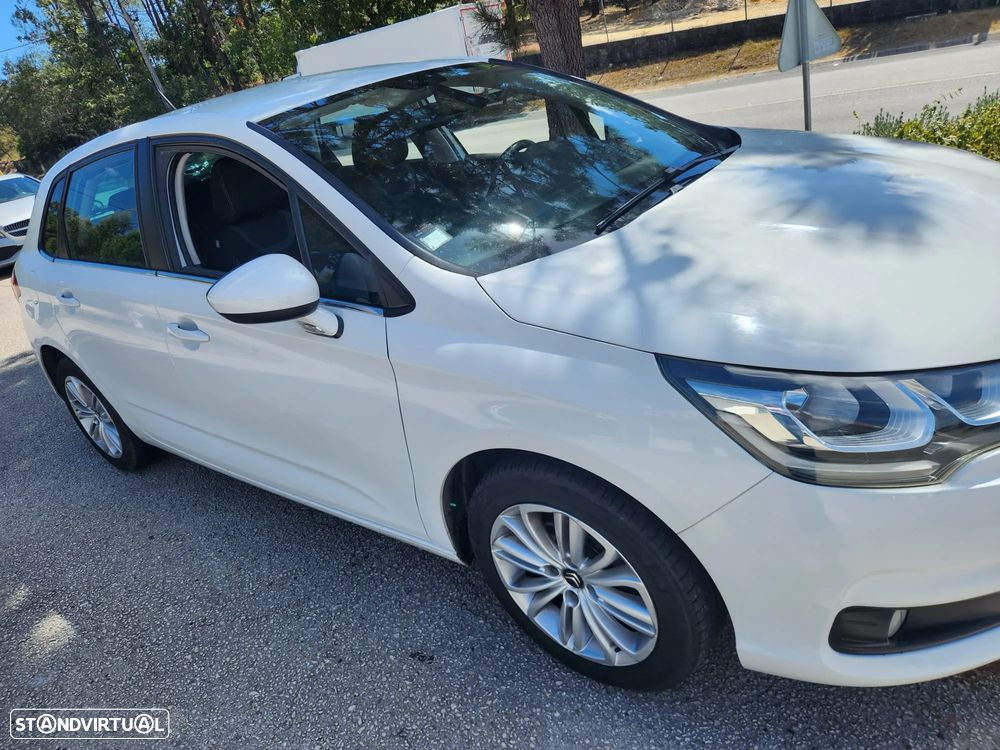 Citroën C4 1.2 PureTech Feel - 4