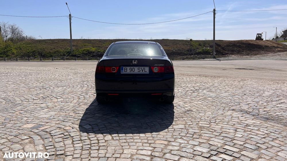 Honda Accord 2.4i Aut Exec - 21