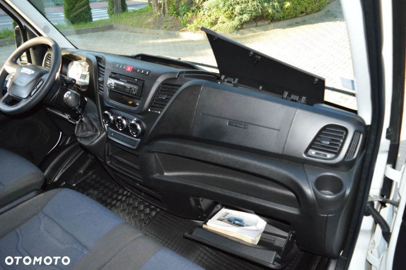 Iveco DAILY - 33
