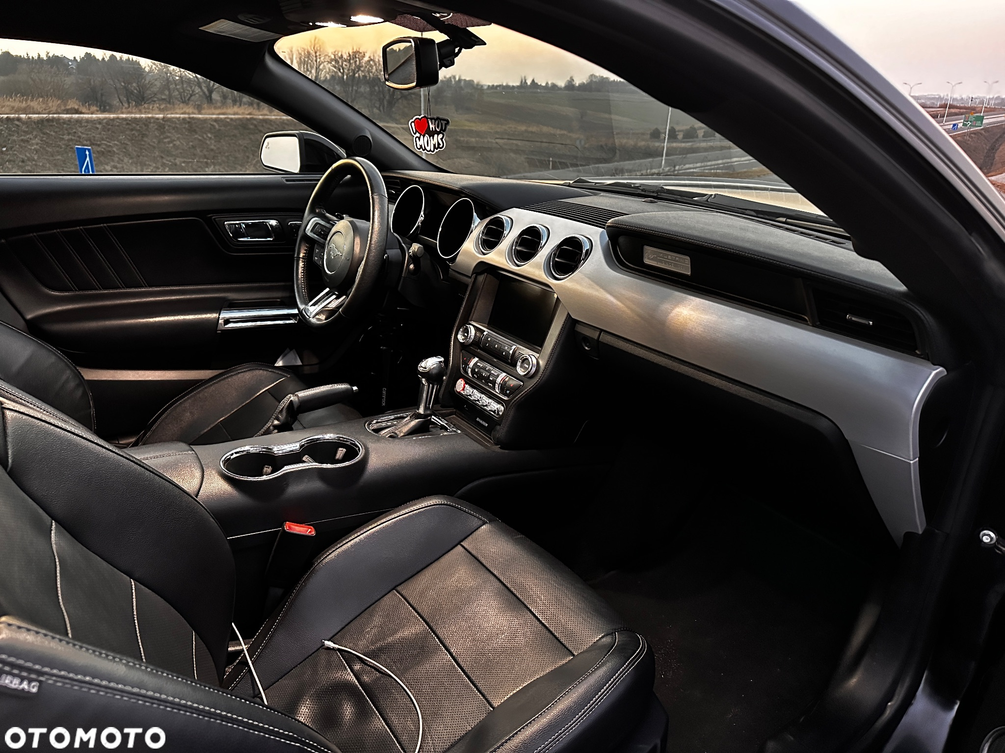 Ford Mustang 5.0 V8 Black Edition - 10