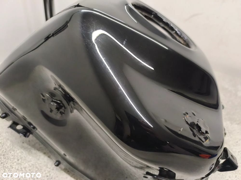 Bak, zbiornik paliwa KTM 125 Duke - 24