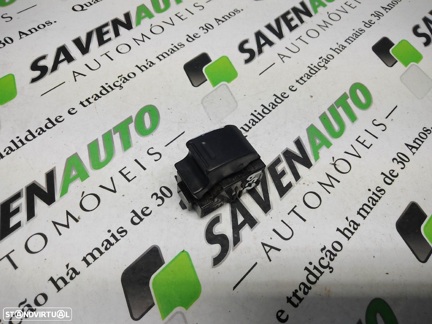 Botão / Botões / Comutador Vidro Dto Toyota Avensis (_T25_) - 4