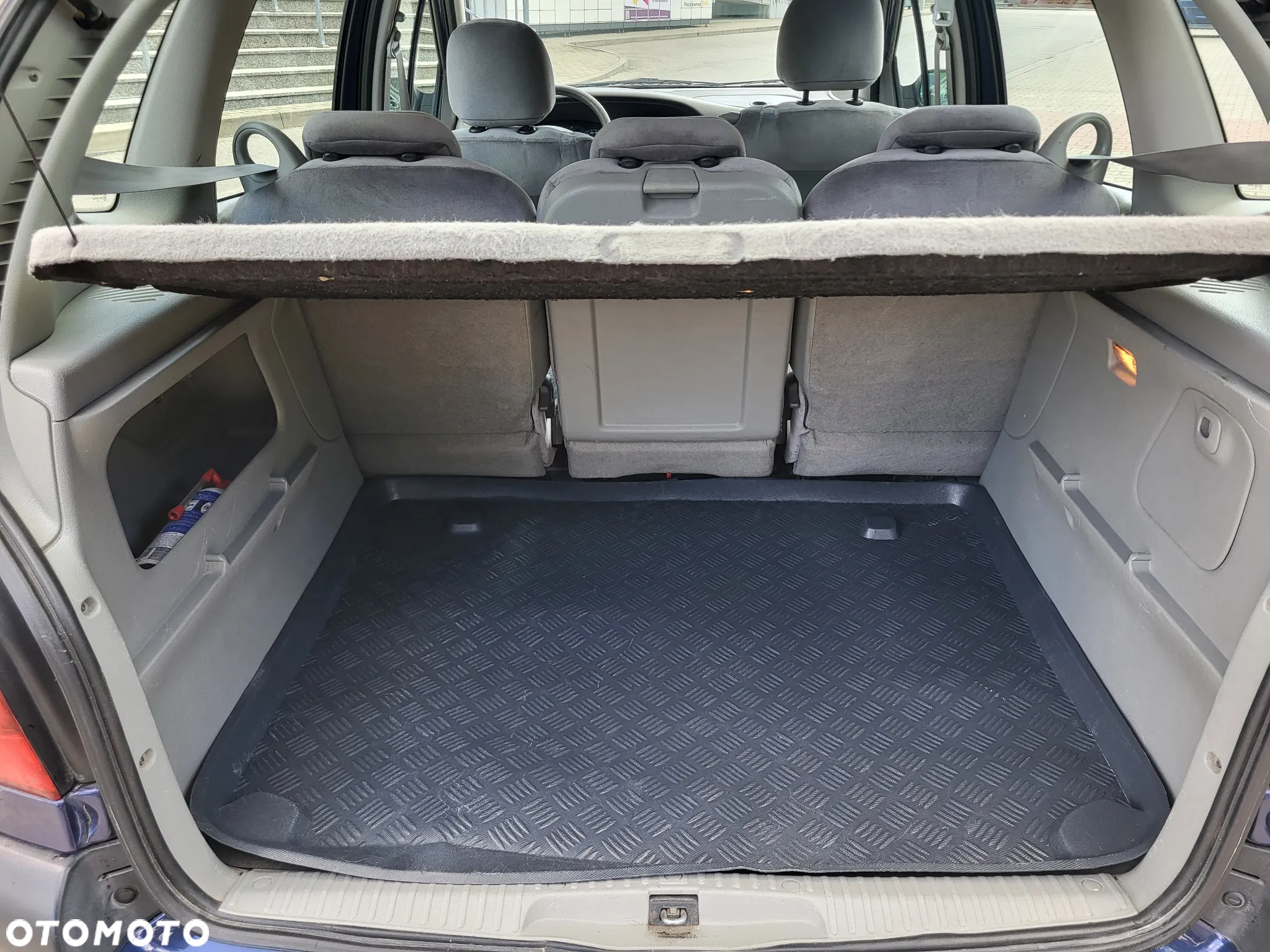 Renault Scenic 1.6 16V Dynamique - 10