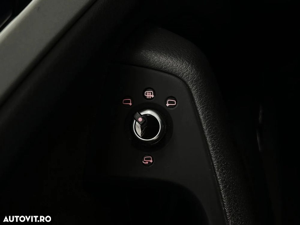 Audi A6 Avant 3.0 TDI quattro S tronic - 32