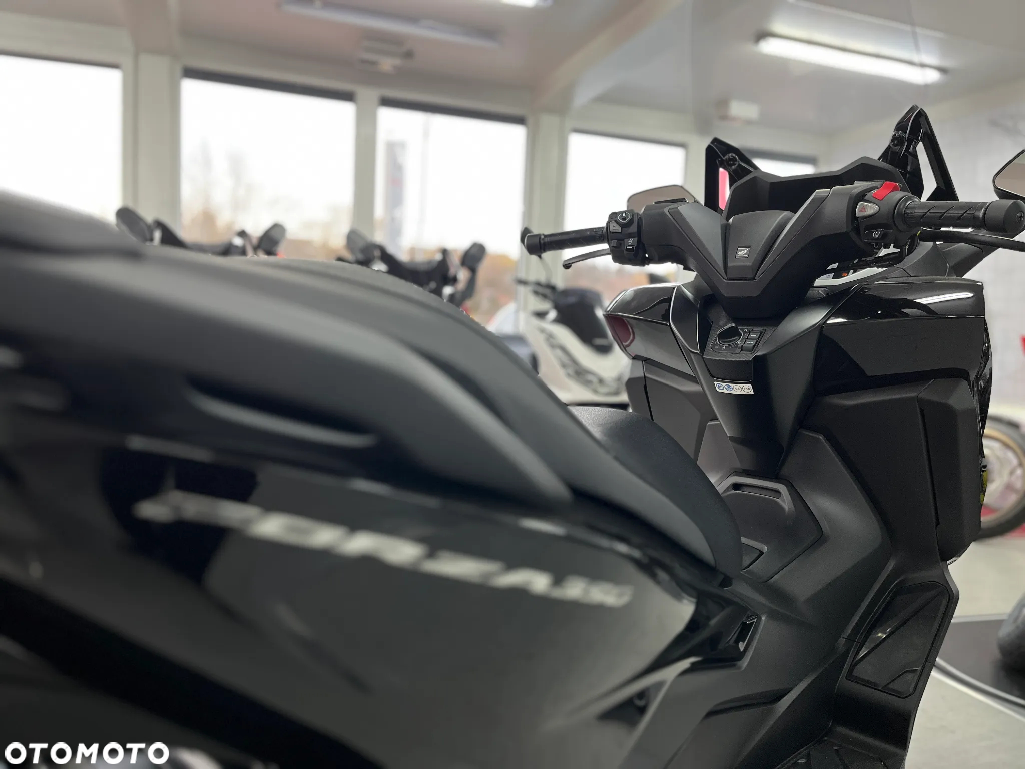 Honda NSS - 5