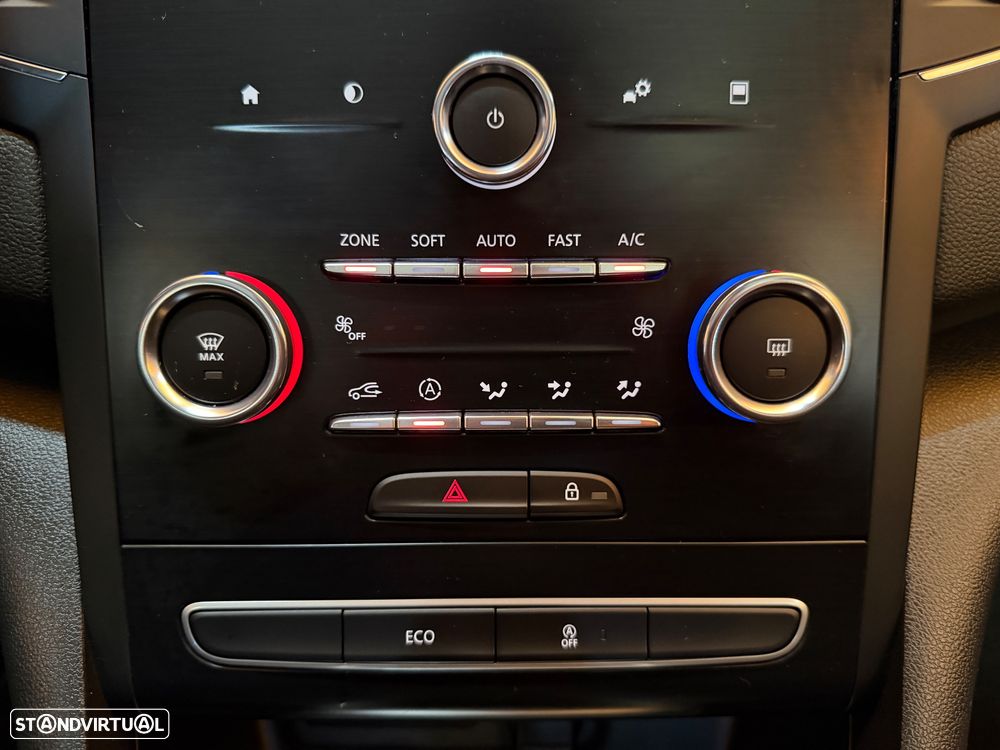 Renault Mégane Sport Tourer BLUE dCi 115 ZEN - 10