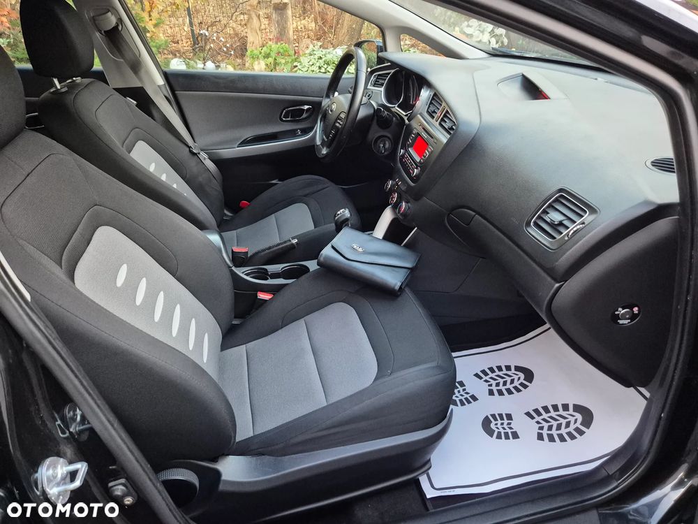 Kia Ceed 1.6 GDI Edition 7 - 8