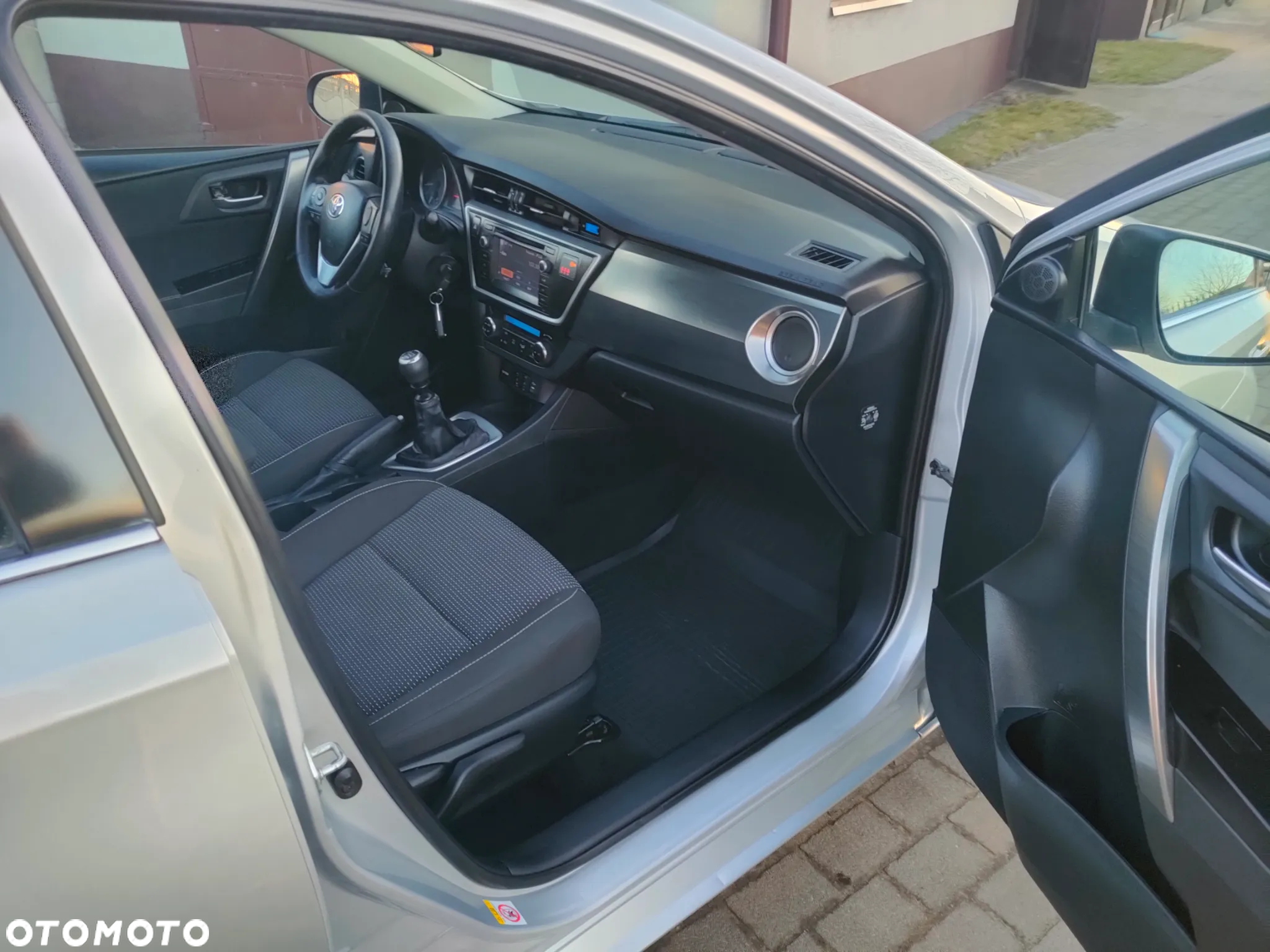 Toyota Auris 1.6 Comfort - 22