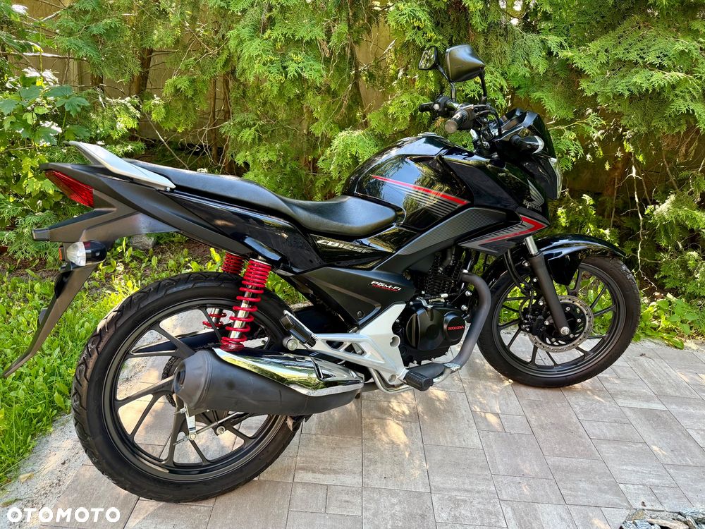 Honda CBF - 4