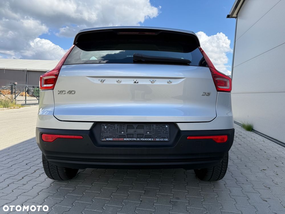 Volvo XC 40 D3 Momentum - 6