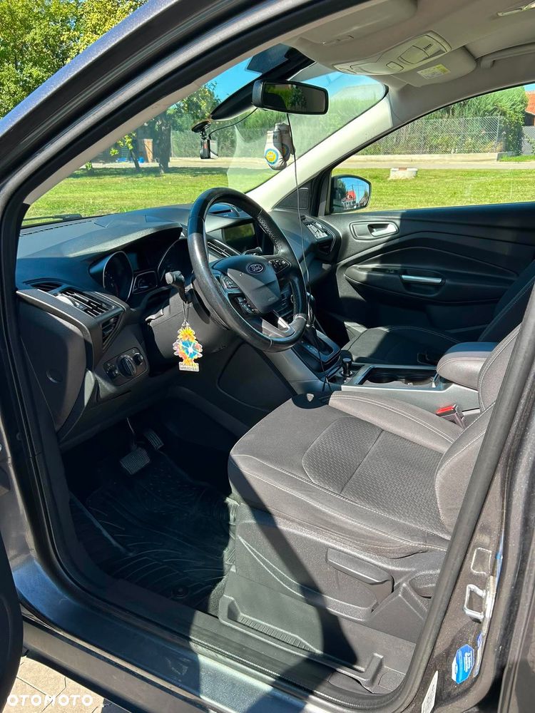 Ford Kuga 2.0 TDCi AWD Titanium - 9