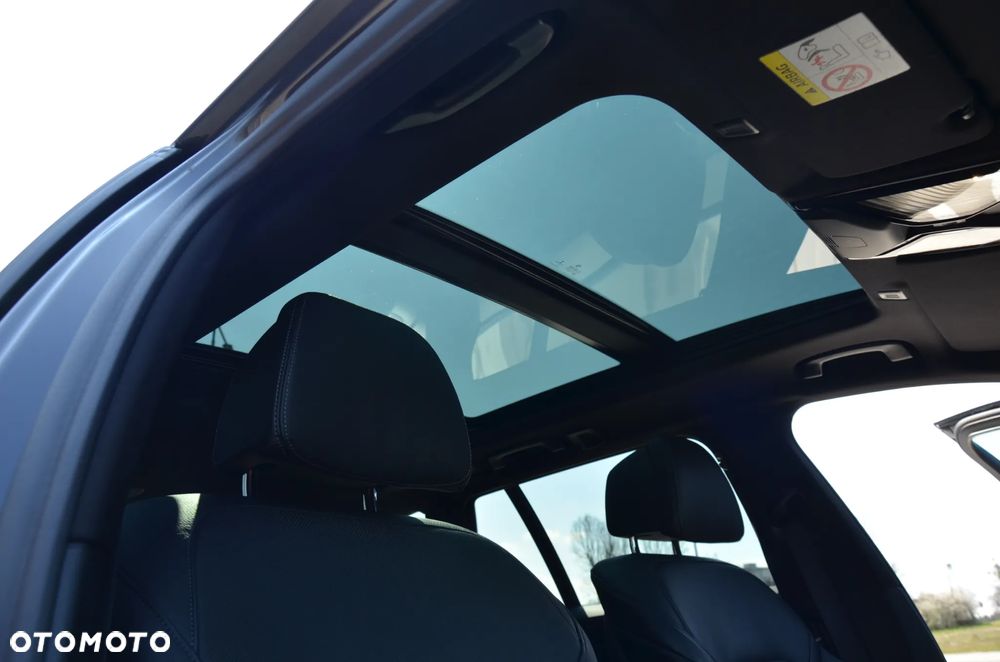 BMW Seria 5 520d Sport - 37