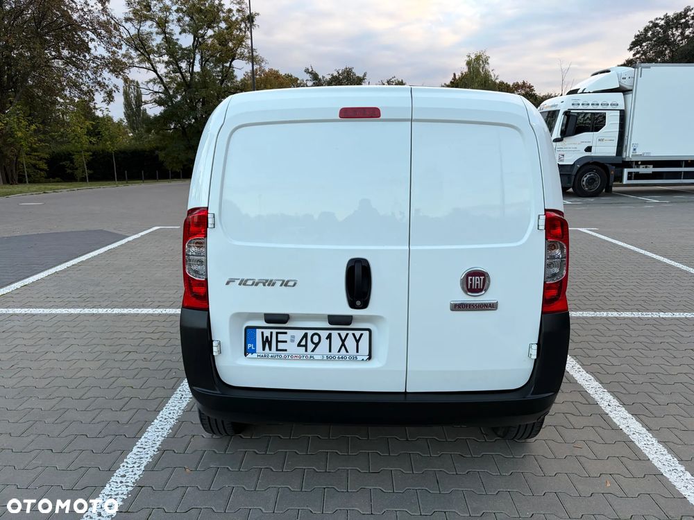 Fiat Fiorino Kombi 8V SX - 6