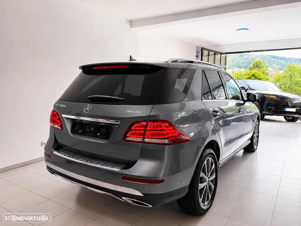 Mercedes-Benz GLE 250 d 4-Matic - 3