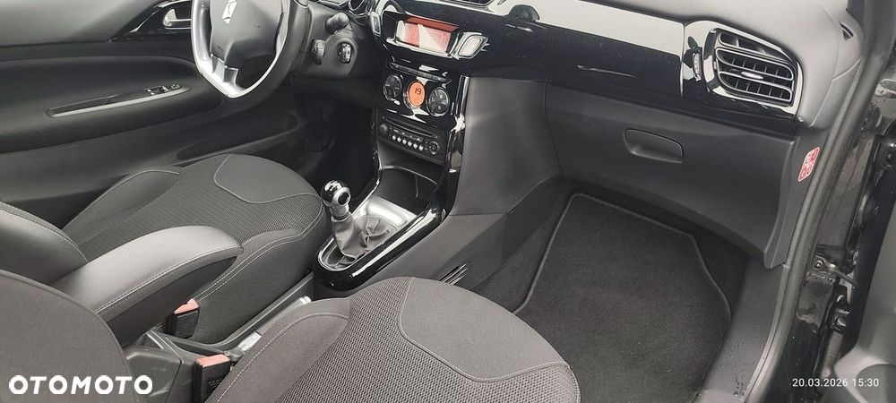 Citroën DS3 1.6 VTi SoChic - 15