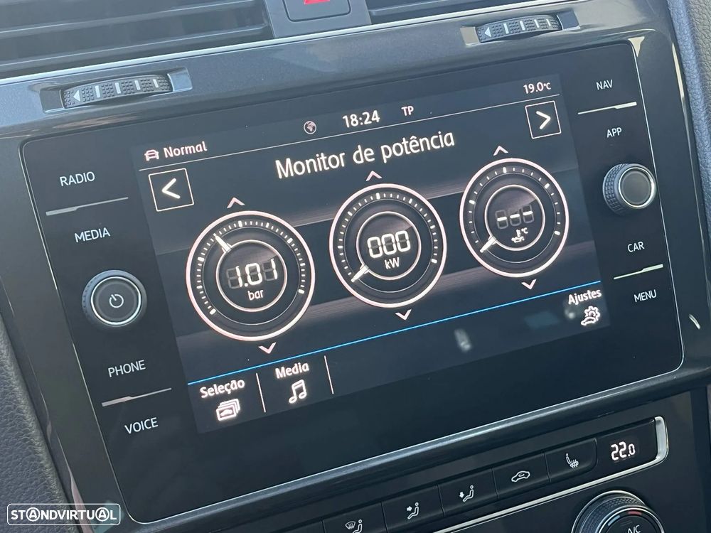 VW Golf 1.6 TDI Confortline - 32