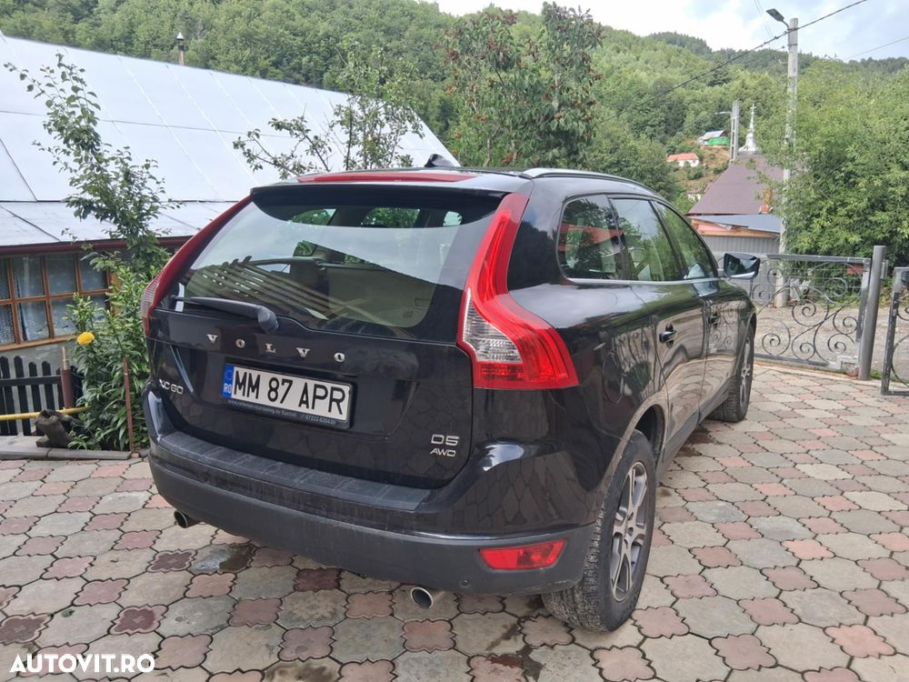 Volvo XC 60 D5 AWD Aut. Summum - 3