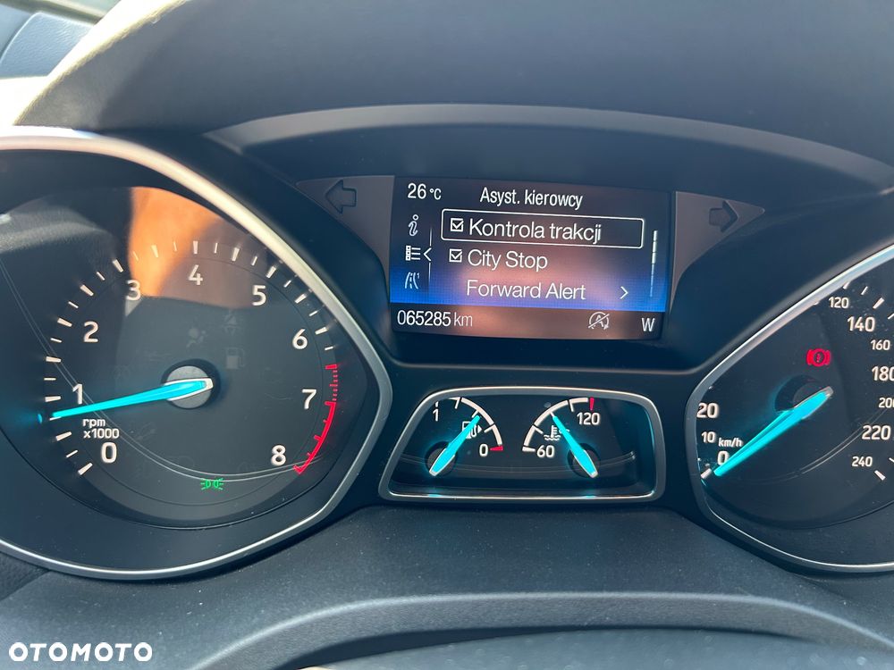Ford Kuga 1.5 EcoBoost 2x4 Titanium - 38