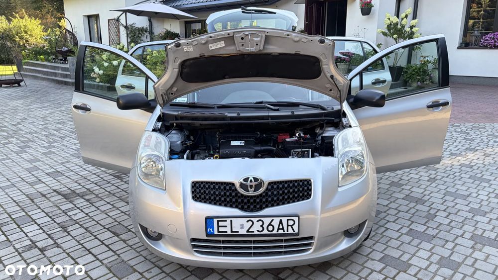 Toyota Yaris 1.3 Luna A/C - 26