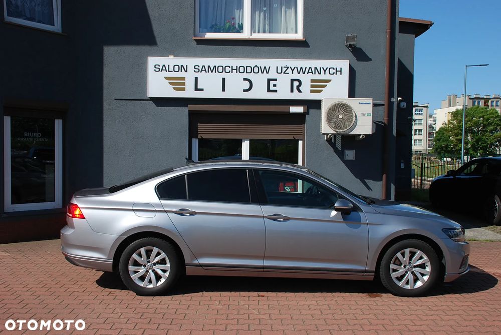 Volkswagen Passat 1.5 TSI EVO Trendline DSG - 10
