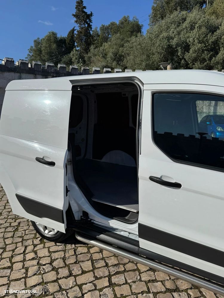 Ford Transit Connect - 21