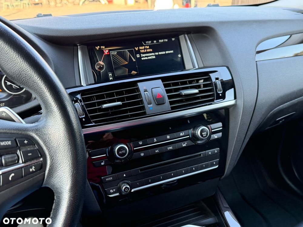 BMW X4 xDrive20d - 11